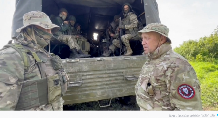 تمرد عسكري في روسيا وبوتين يحذر المتمردين